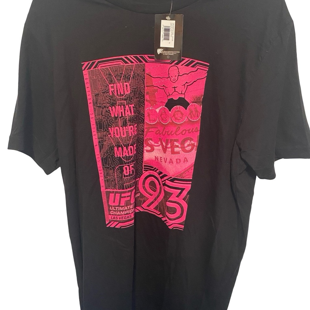 UFC Black and Pink Las Vegas Graphic Tee Size XL